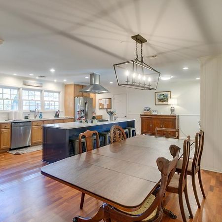 Spacious St Simons Island Vacation Rental With Pool! St. Simons Island Екстериор снимка