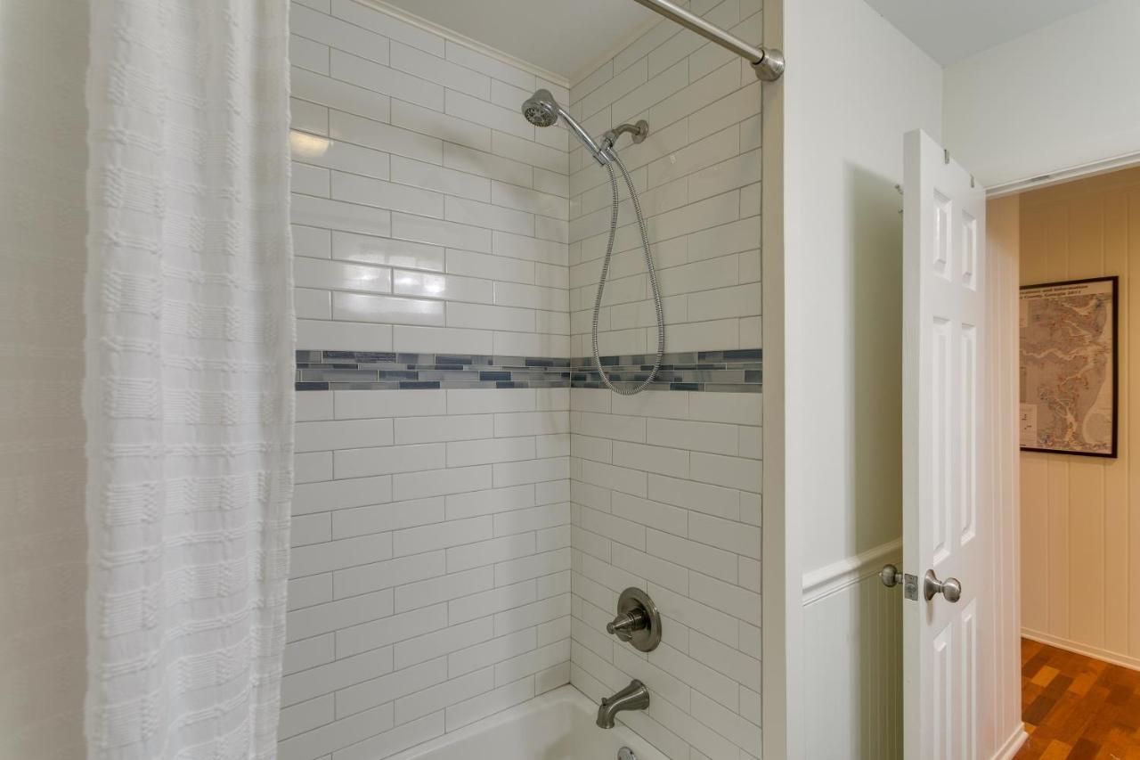 Spacious St Simons Island Vacation Rental With Pool! St. Simons Island Екстериор снимка
